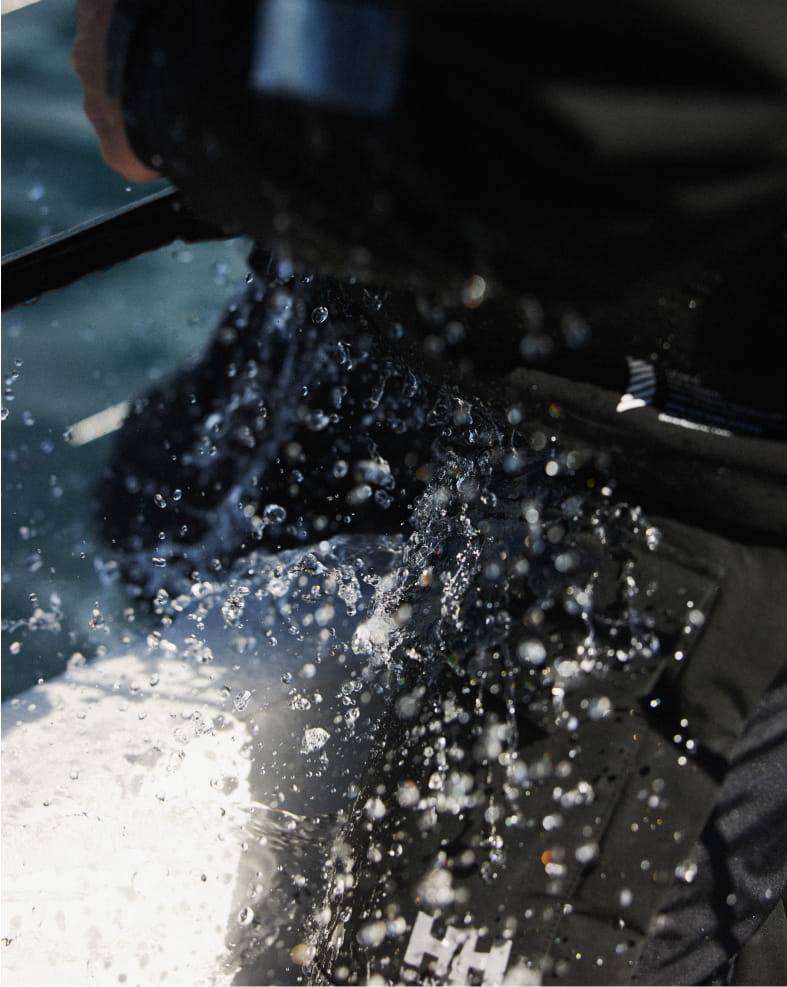 ヘリーハンセン LIFA BREAKER スチール写真